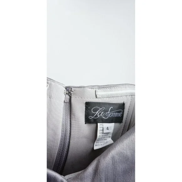 New 428$ La Femme Women's 4 Platinum Off the Shoulder Ruched Satin Trumpet Gown - Picture 7 of 8